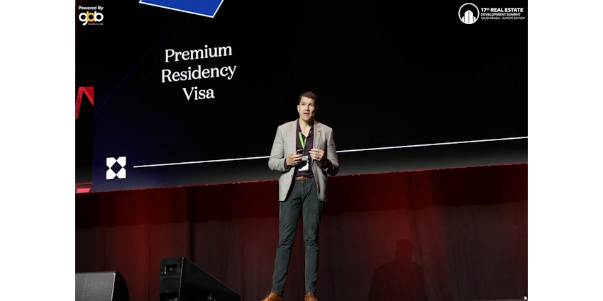 Harmen De Jong, Regional Partner & Head of Consulting – Knight Frank